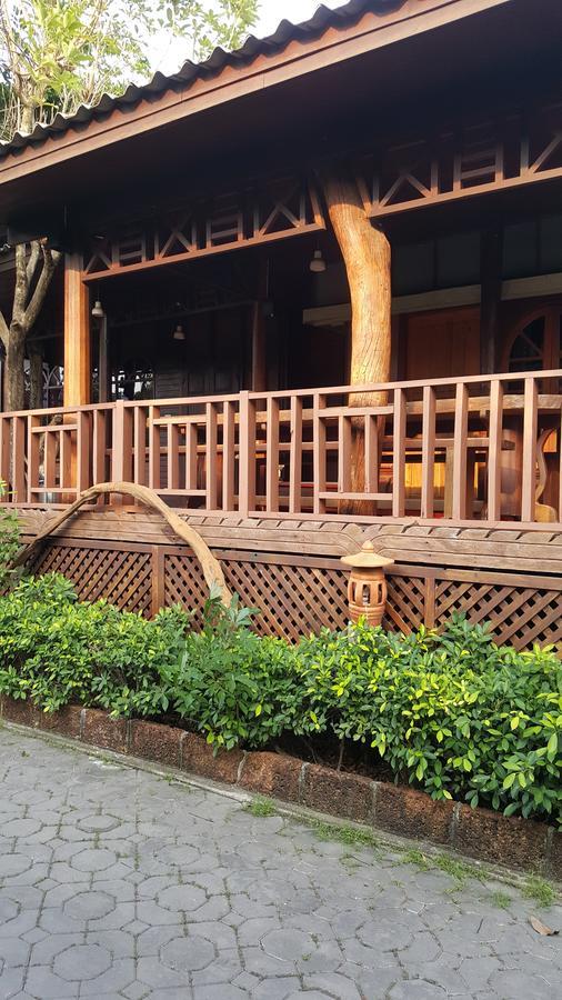 鲁恩麦差科隆度假酒店 安帕瓦 外观 照片